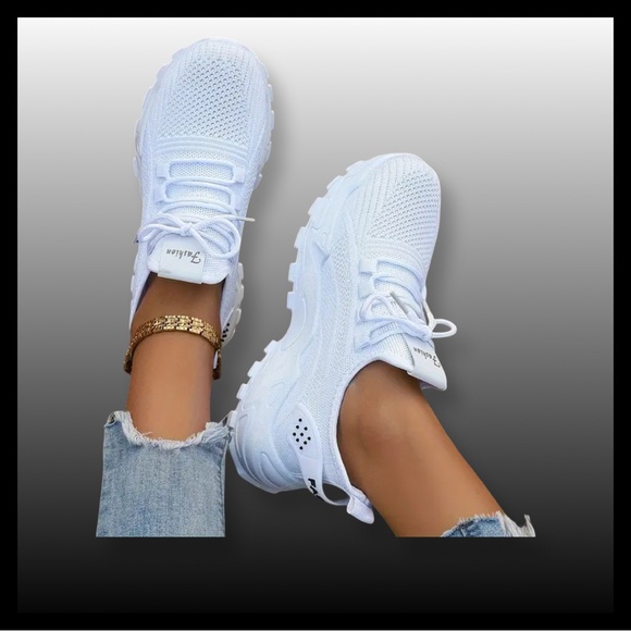 Shoes - Stylish White Women's Sneakers